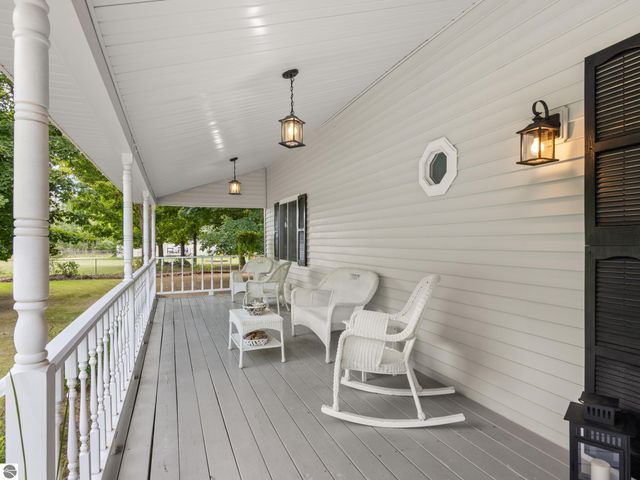 21081 205th Avenue, Big Rapids, MI 49307