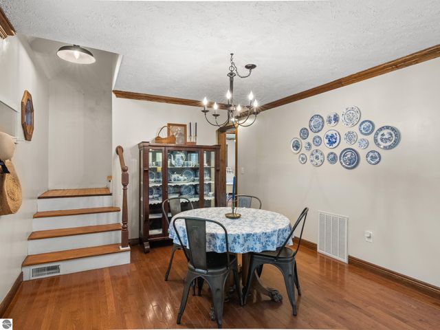 21081 205th Avenue, Big Rapids, MI 49307