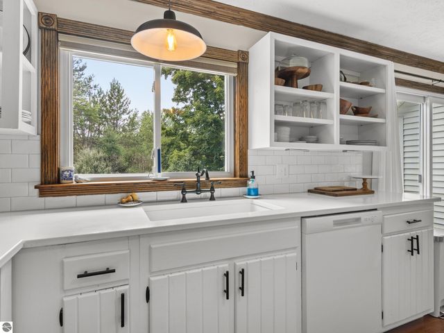 21081 205th Avenue, Big Rapids, MI 49307