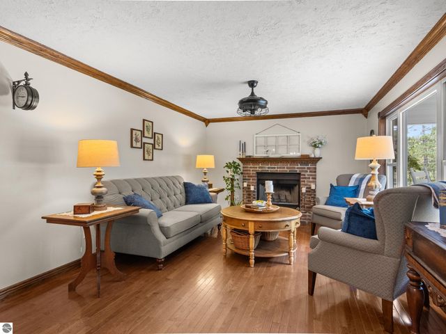 21081 205th Avenue, Big Rapids, MI 49307