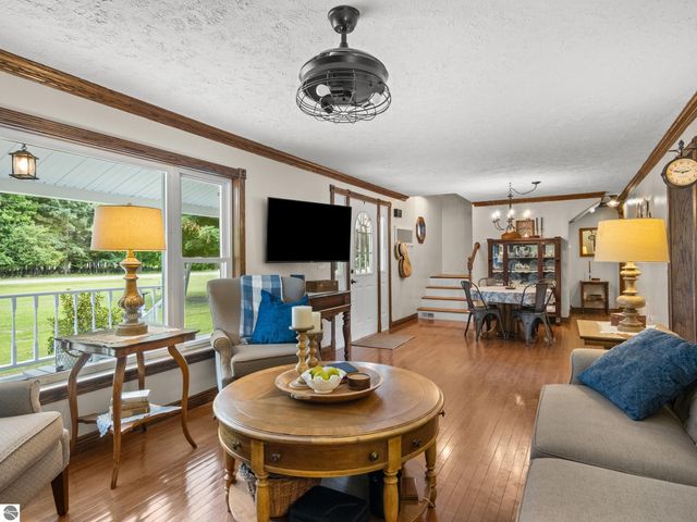 21081 205th Avenue, Big Rapids, MI 49307