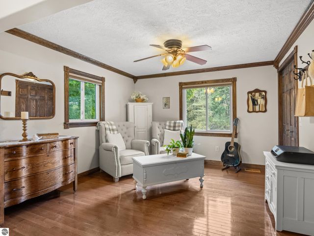 21081 205th Avenue, Big Rapids, MI 49307