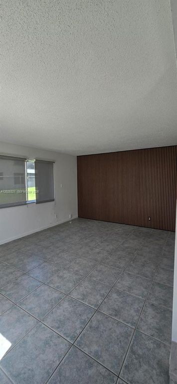 2120 Sherwood Forest Boulevard 30, West Palm Beach, FL 33415