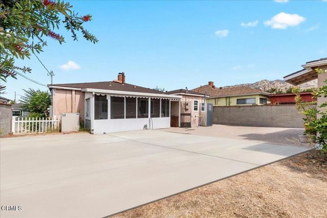 416 Dartmouth Road, Burbank, CA 91504