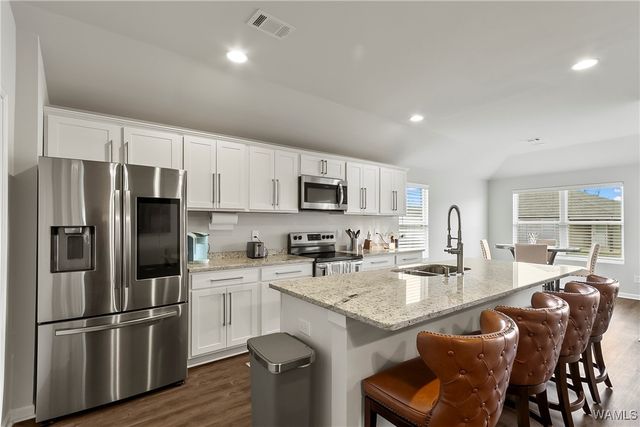 16406 Natchez, Moundville, AL 35474