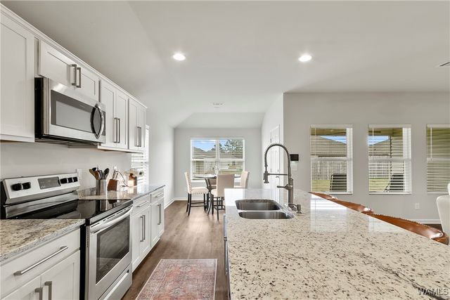 16406 Natchez, Moundville, AL 35474