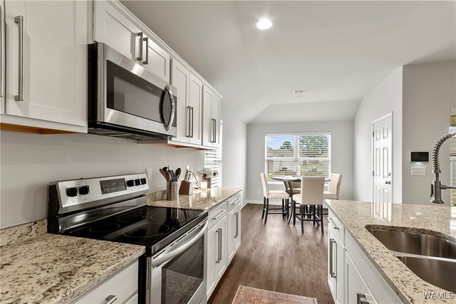 16406 Natchez, Moundville, AL 35474