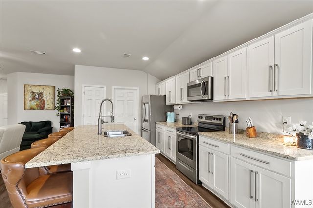 16406 Natchez, Moundville, AL 35474