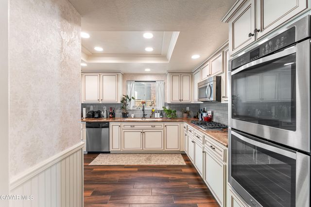 5641 Hickory Street, Palmdale, CA 93551