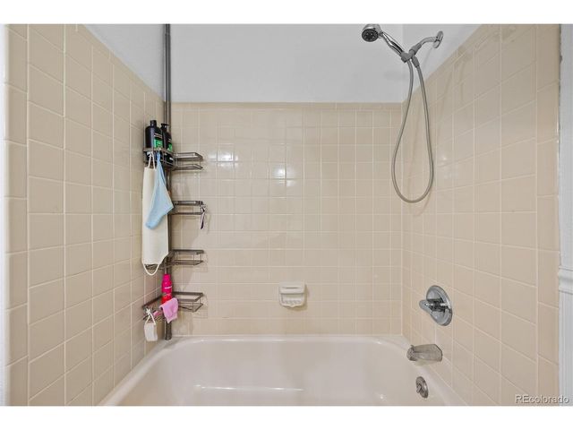 3600 S Pierce St 7-106, Lakewood, CO 80235