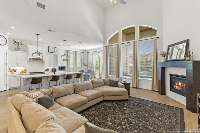 7011 Cantera Manor, San Antonio, TX 78255