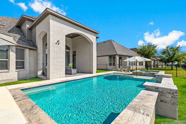 7011 Cantera Manor, San Antonio, TX 78255