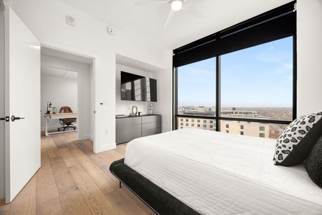 70 Rainey ST 1509, Austin, TX 78701