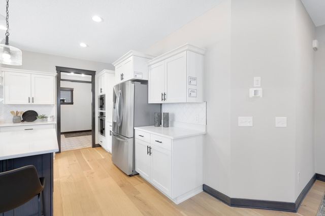 1105 136th Street E, Rosemount, MN 55068