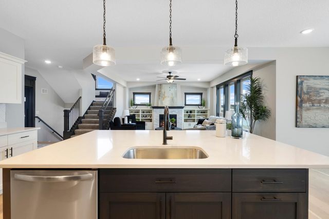 1105 136th Street E, Rosemount, MN 55068