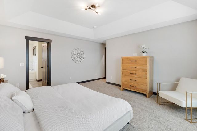 1105 136th Street E, Rosemount, MN 55068