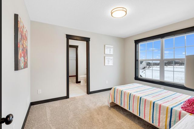 1105 136th Street E, Rosemount, MN 55068