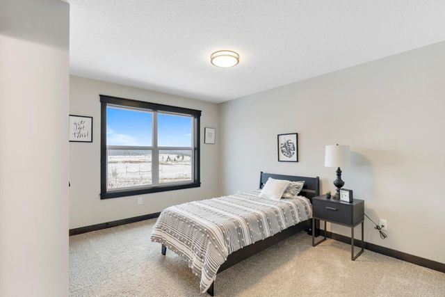 1105 136th Street E, Rosemount, MN 55068