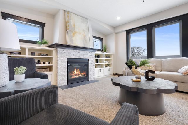 1105 136th Street E, Rosemount, MN 55068