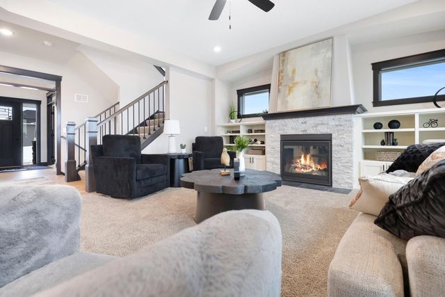 1105 136th Street E, Rosemount, MN 55068