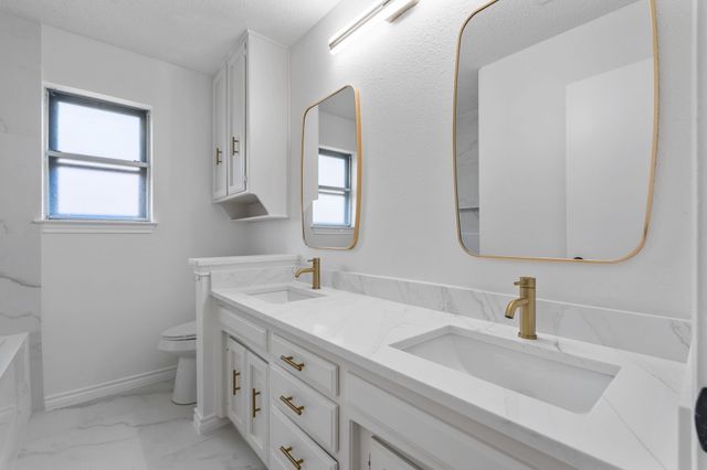 2414 Postbridge Road, Grand Prairie, TX 75050