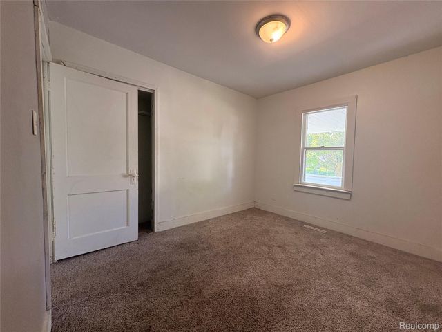 814 Alvord Avenue, Flint, MI 48507