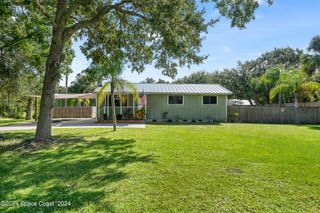 9633 Honeysuckle Drive, Sebastian, FL 32976