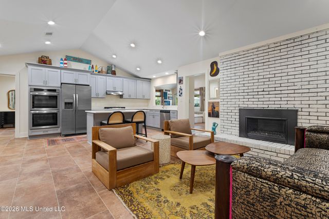1407 Nicholson Avenue, Waveland, MS 39576