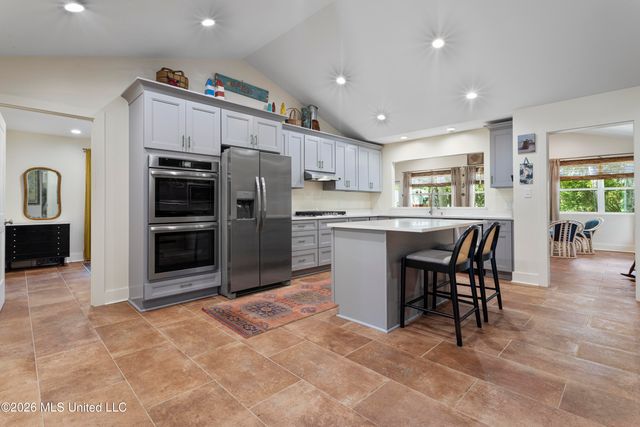 1407 Nicholson Avenue, Waveland, MS 39576