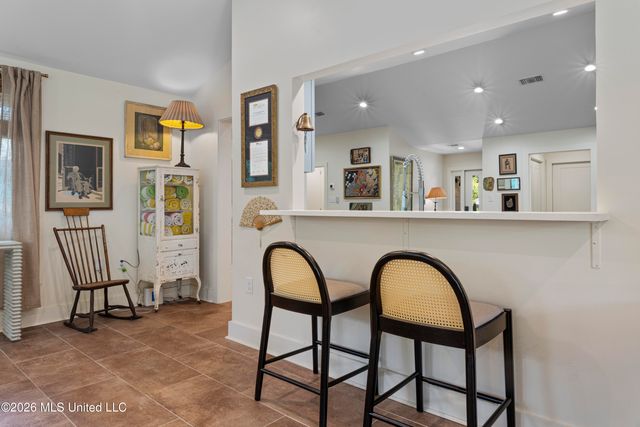 1407 Nicholson Avenue, Waveland, MS 39576