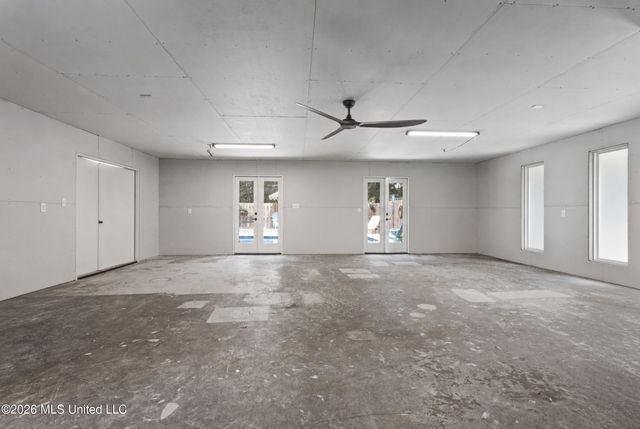1407 Nicholson Avenue, Waveland, MS 39576