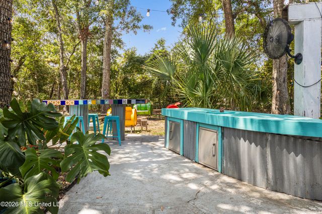 1407 Nicholson Avenue, Waveland, MS 39576