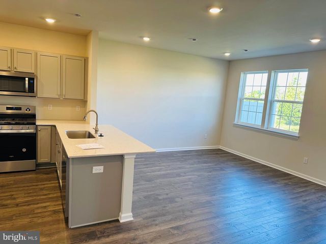 35 NELSONS WAY, Westampton, NJ 08060