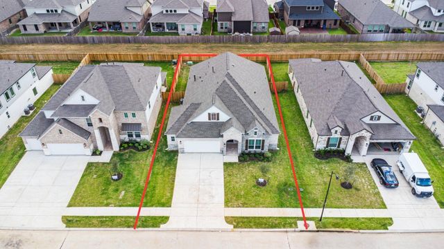 425 Piney Rocks Lane, Waller, TX 77484