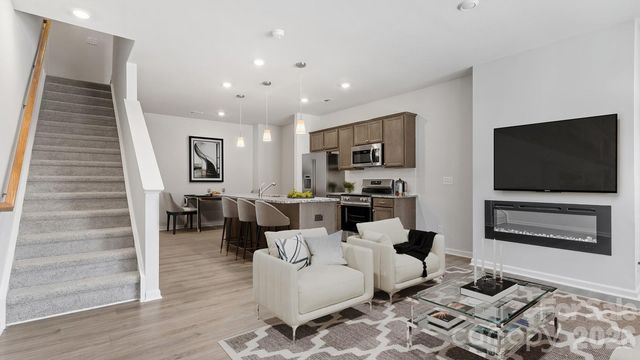 5847 Tuckaseegee Road 06, Charlotte, NC 28208