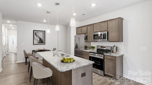 5847 Tuckaseegee Road 06, Charlotte, NC 28208