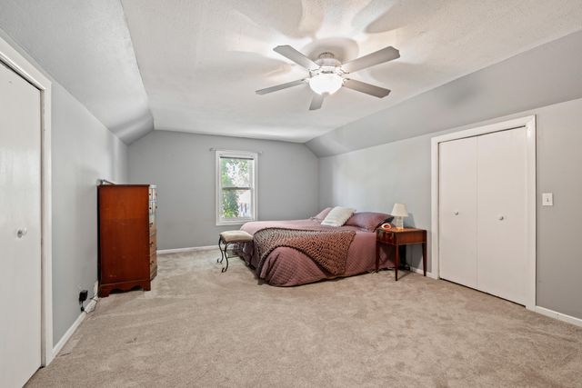1815 AVENUE E, Council Bluffs, IA 51501