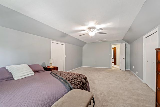 1815 AVENUE E, Council Bluffs, IA 51501