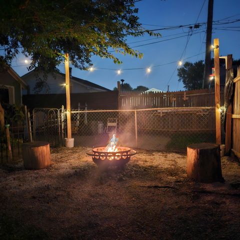 1815 AVENUE E, Council Bluffs, IA 51501