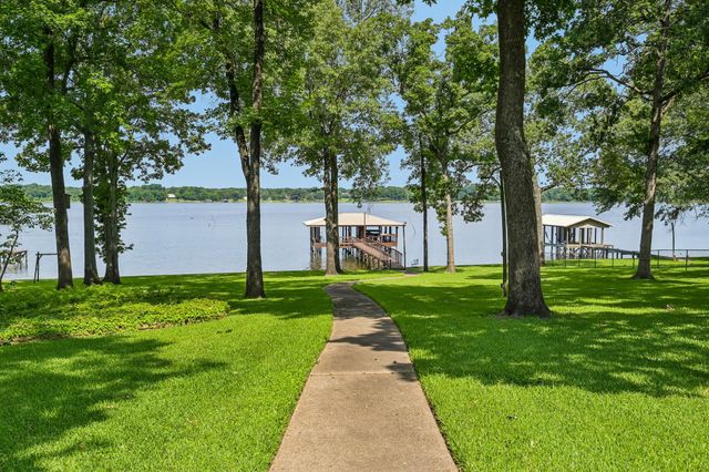 352 County Road 1299, Yantis, TX 75497