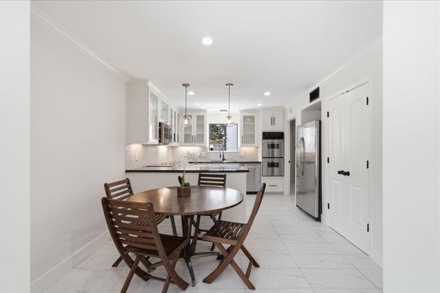 10731 Villa Lea Lane, Houston, TX 77071