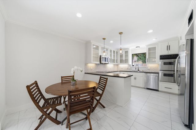 10731 Villa Lea Lane, Houston, TX 77071