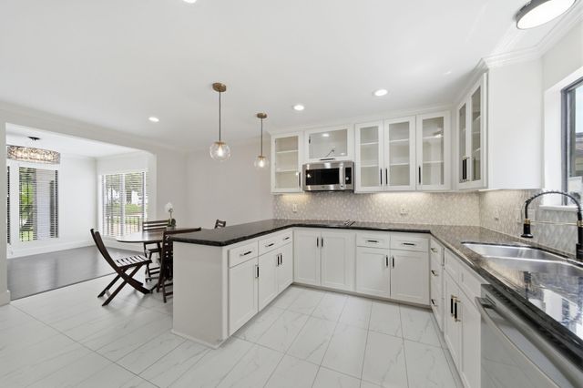 10731 Villa Lea Lane, Houston, TX 77071