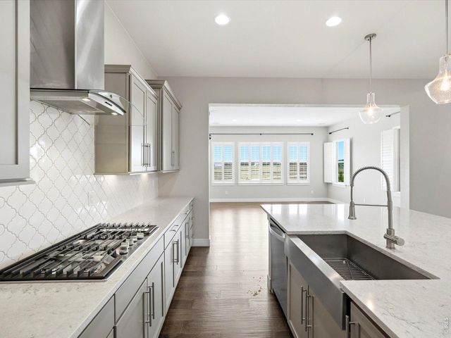 3012 Yale Dr, Broomfield, CO 80023