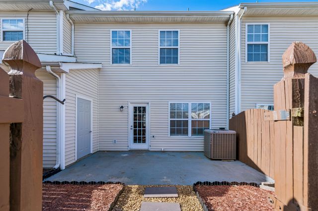 284 Meigs Dr Apt N3, Murfreesboro, TN 37128