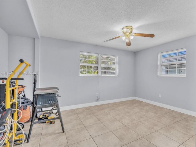 6525 SW sw 18 st, Miramar, FL 33023