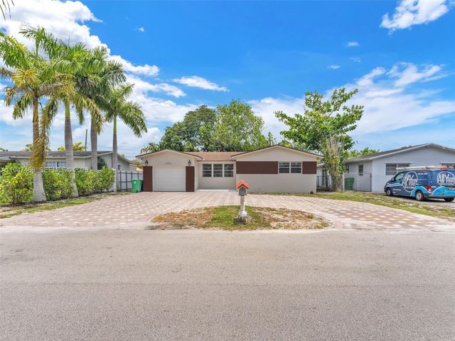 6525 SW sw 18 st, Miramar, FL 33023