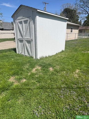 2707 Calhoun Street, Bellevue, NE 68005