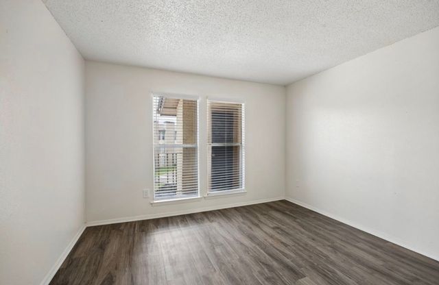 6050 Melody Lane, Dallas, TX 75231