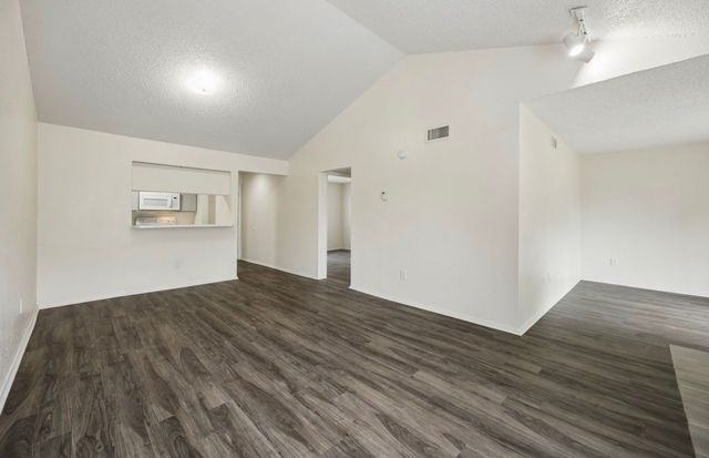 6050 Melody Lane, Dallas, TX 75231